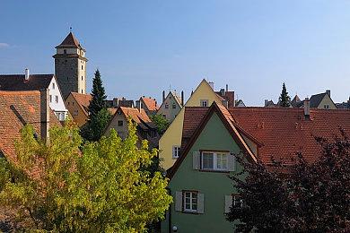 KK官方对战平台新图火爆上线，魔幻世界刷宝，守护你的《神域之光》！